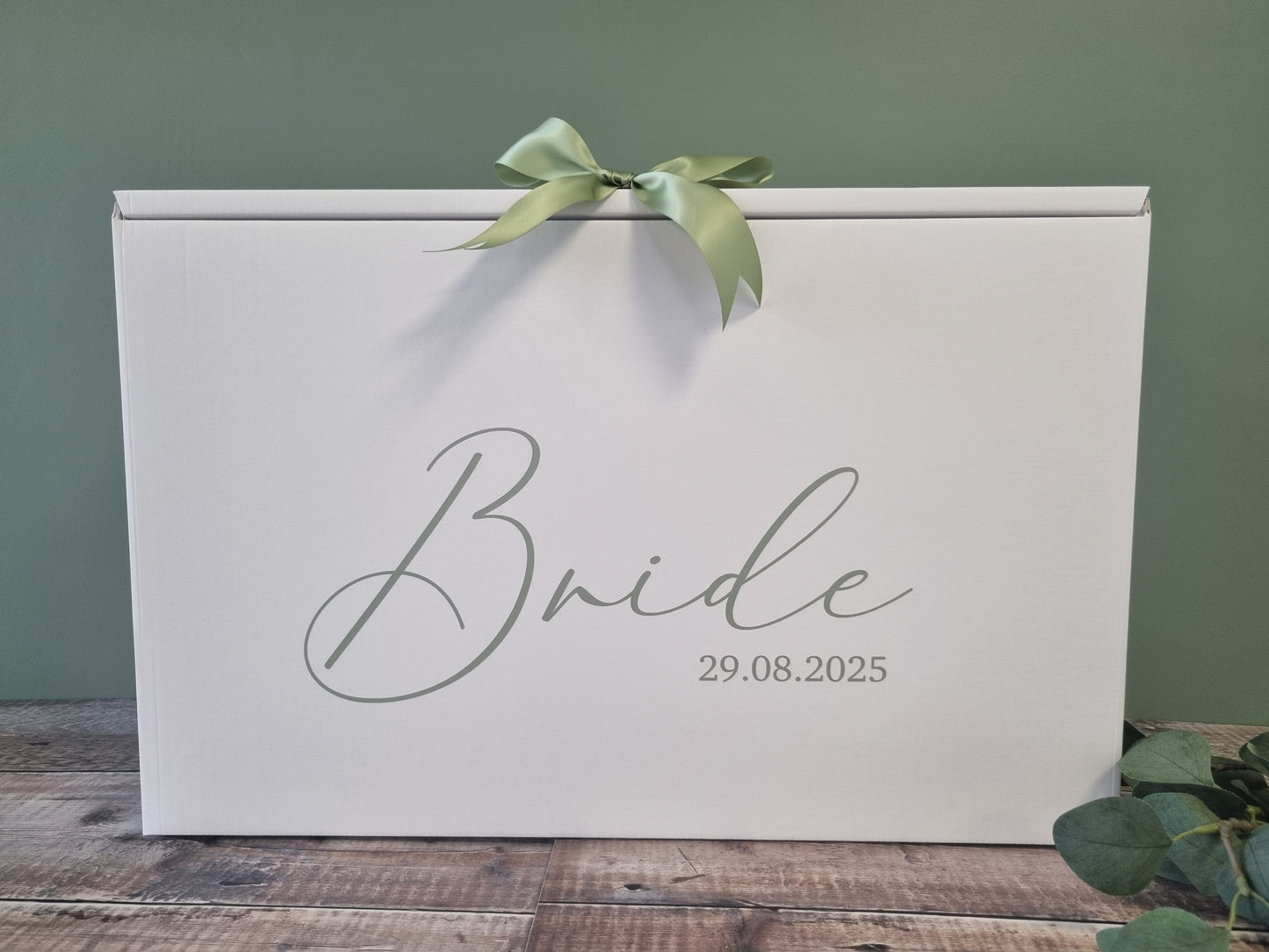 Elegant Wedding Dress Travel Box – Minimalist Bridal Gown Storage
