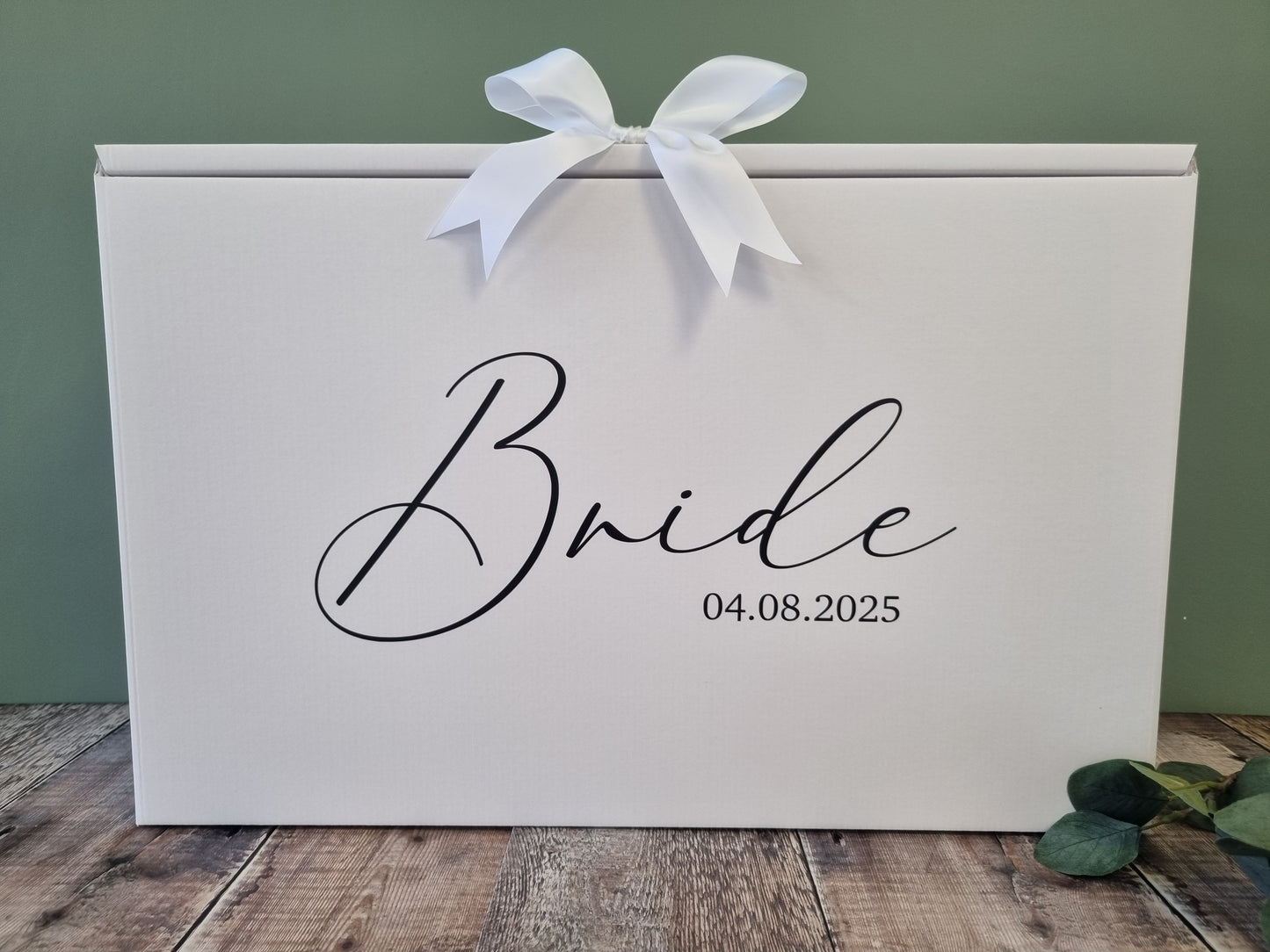 Elegant Wedding Dress Travel Box – Minimalist Bridal Gown Storage